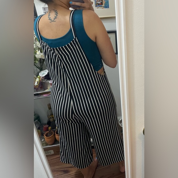 Funky Striped Jumpsuit - Picture 3 of 4